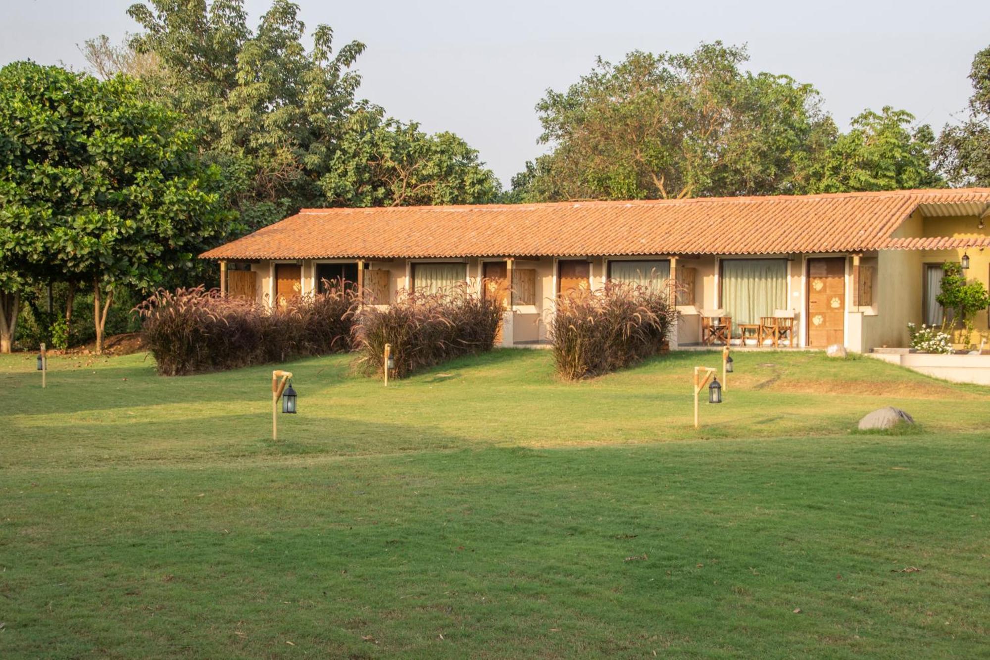 Asiatic Lion Lodge Sasan Gir Exterior foto
